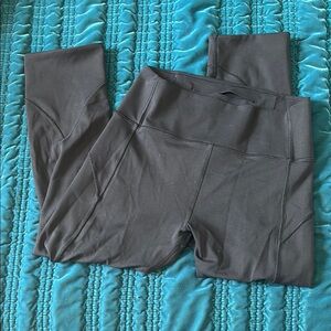 Lululemon Capri Black Leggings